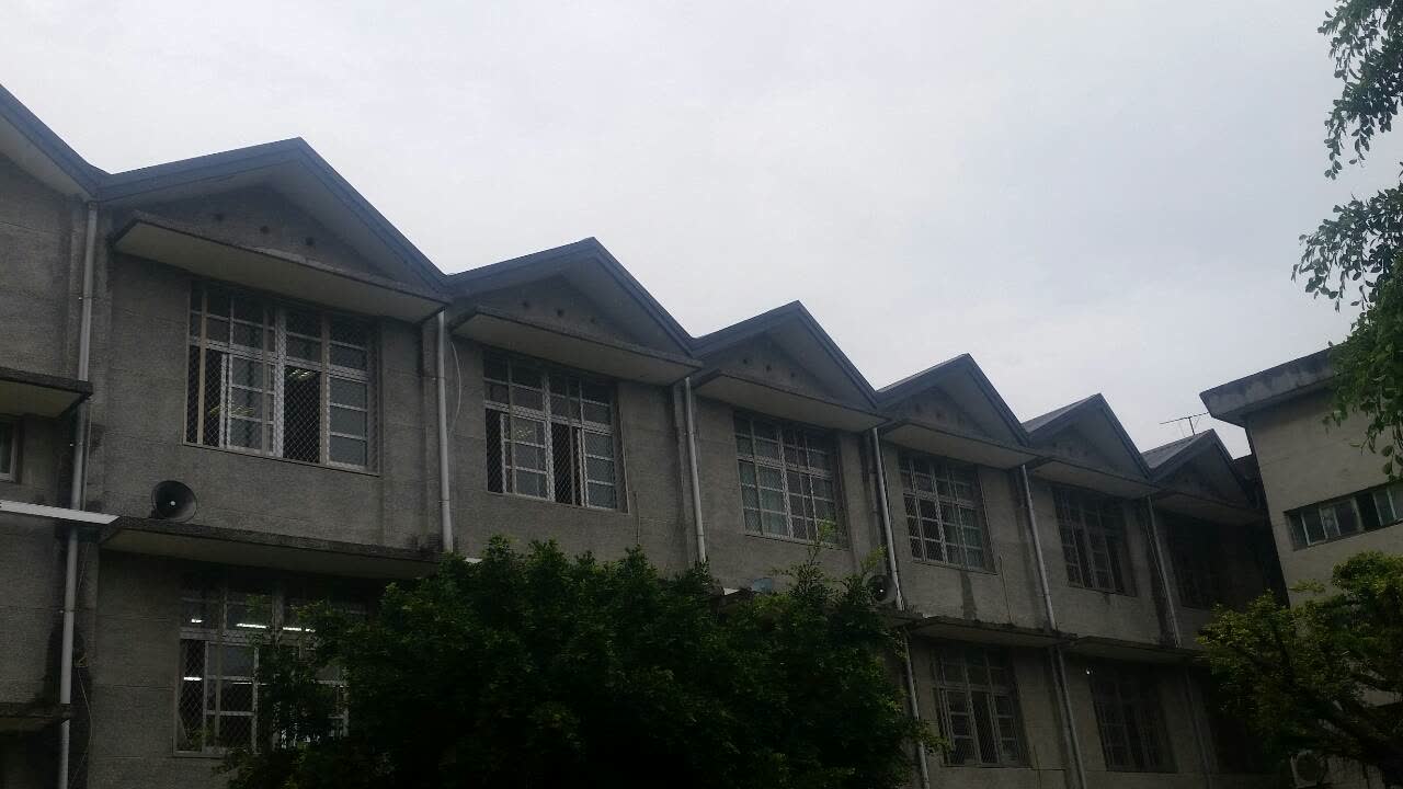 臺南市立西港國民中學-西港國中前棟屋頂防水防漏工程