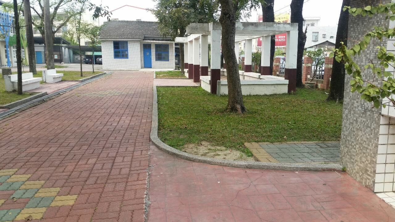 臺南市善化區公所-臺南市善化區陽明國小人行無障礙及通學步道環境改善工程 照片6