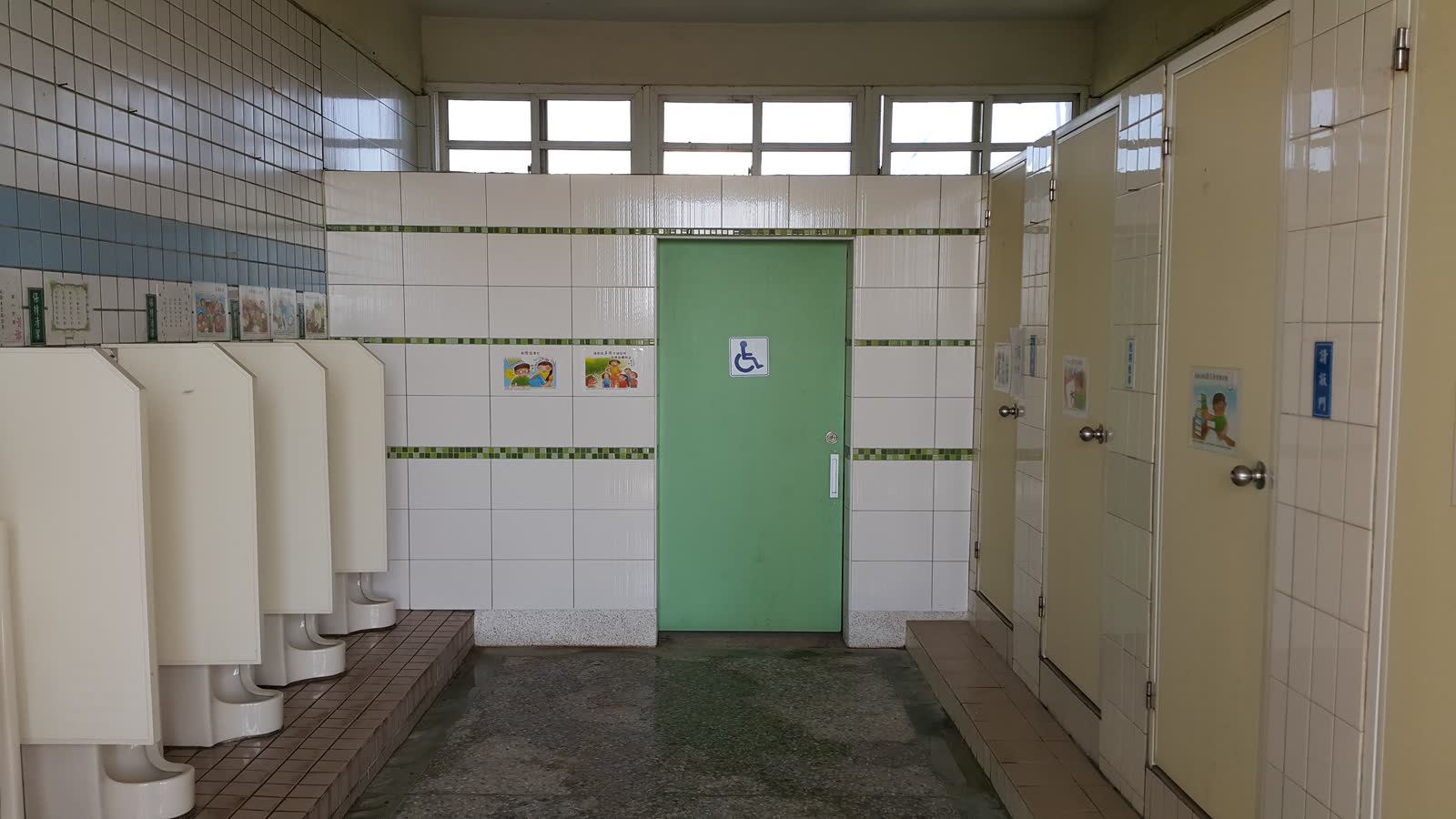 臺南市七股區龍山國民小學-臺南市七股區龍山國民小學105年度老舊廁所空間環境整建計畫-教學行政樓東側廁所整建工程 照片6