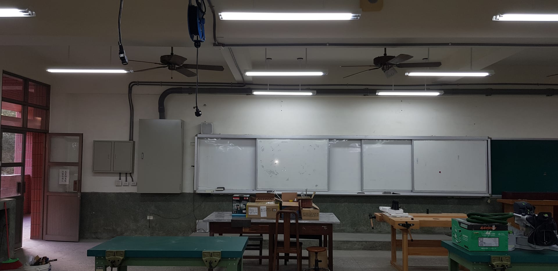木工實習工廠及商業自動化多功能專題教室改善實習教學環境及設施工程 照片7