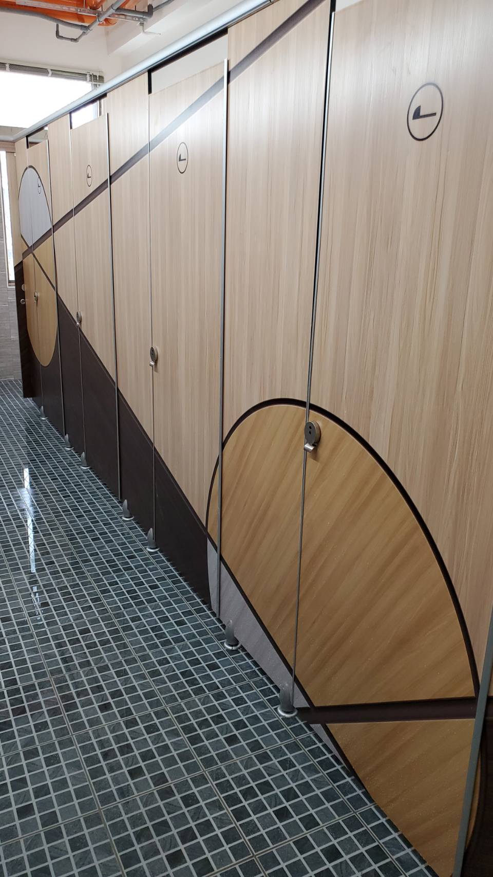 臺南市新市國小109年度北賢樓廁所整修工程 照片2