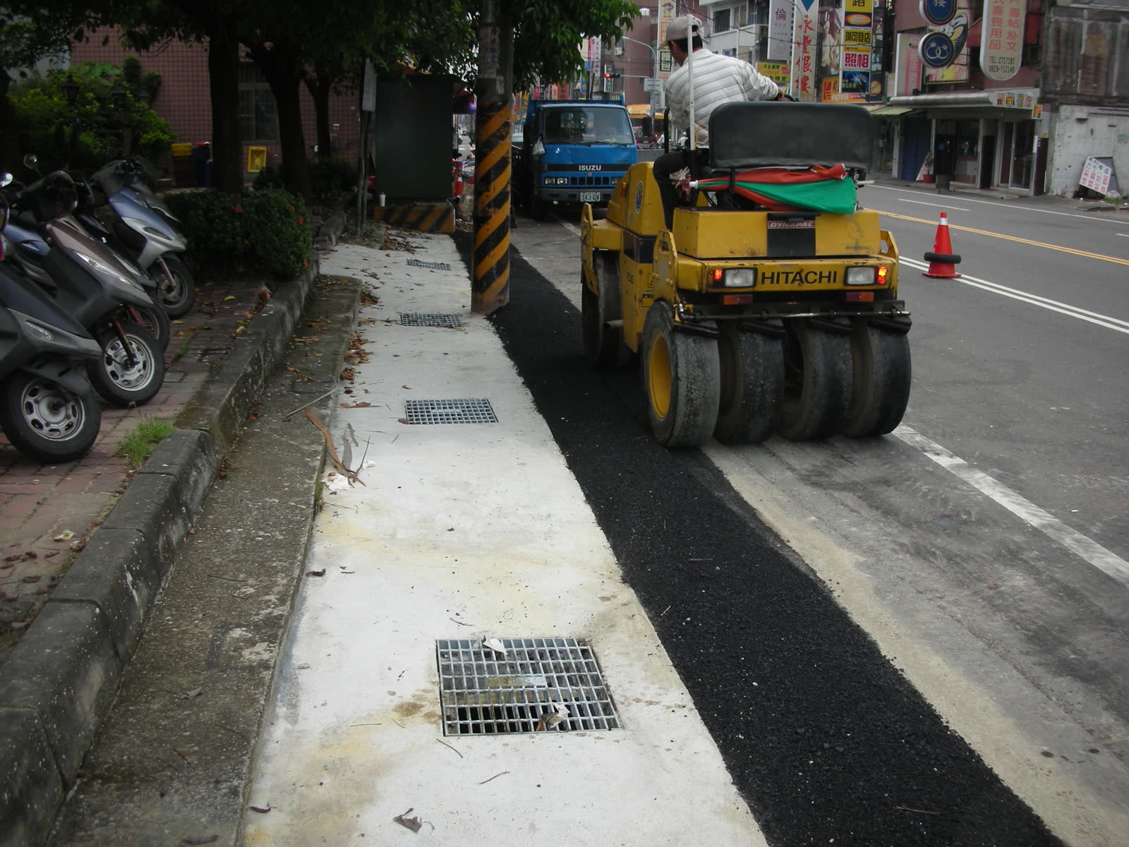 臺南縣永康市大灣國小前等3處排水改善工程